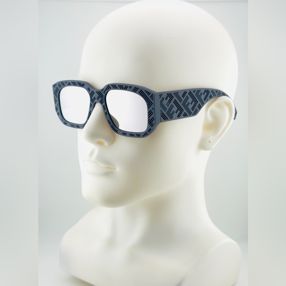 New! FENDI SHADOW Sunglasses FE401131 Matte Gray Frame with Silver Mirror Lenses